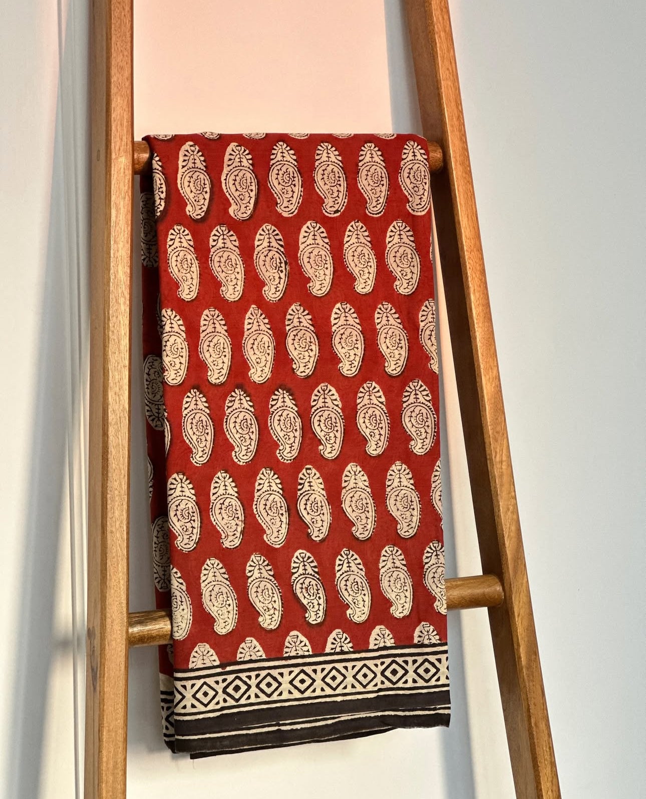 Rangrez Paisley – Hand Block Printed Saree