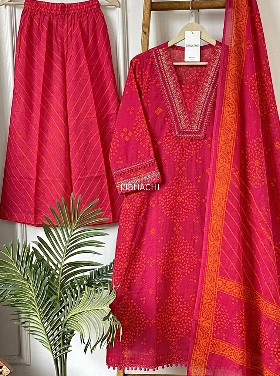Phoolvaari pink Bandhej Leheriya Suit Set