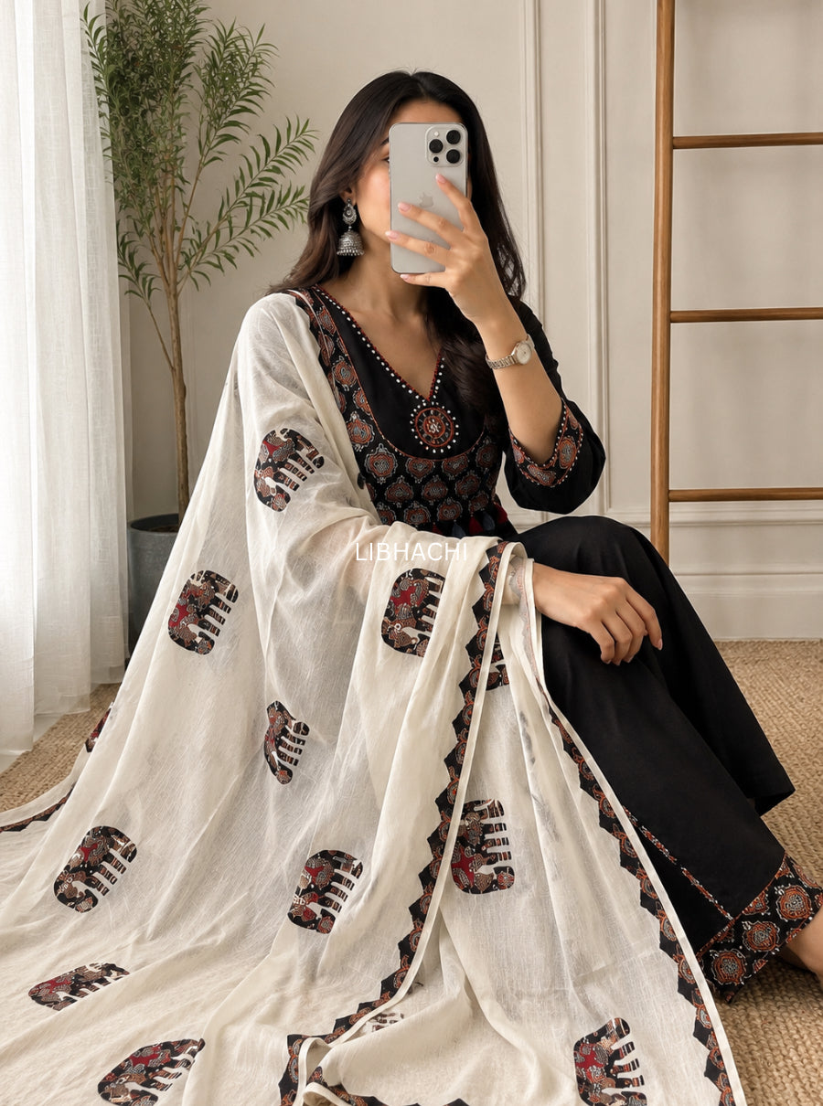 Gajraaj × Ajrakh