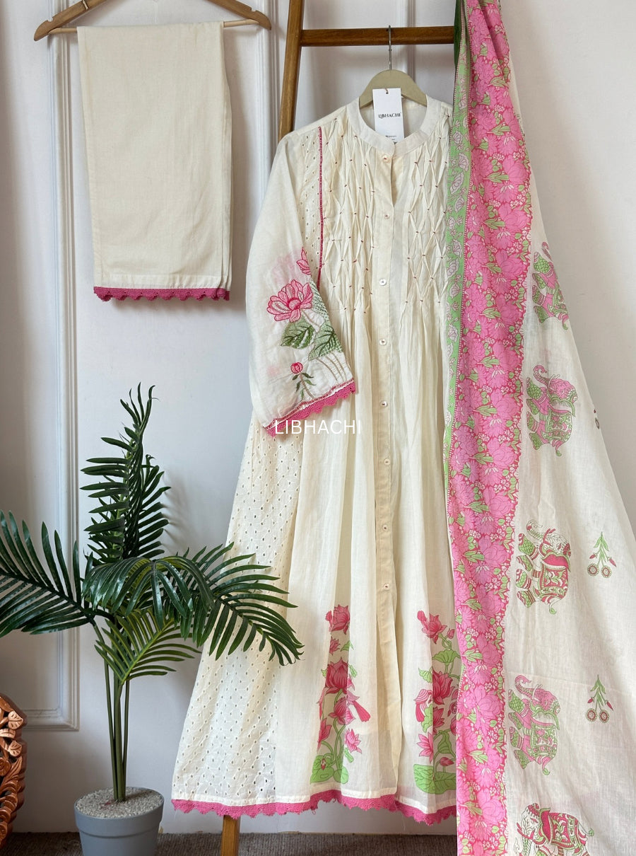 “Phoolon Ki Raagini” Anarkali Set