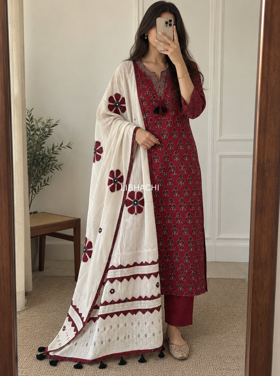 MAHRUNIKAS KANTHA & APPLIQUÉ WORK JAIPURI SUIT SET