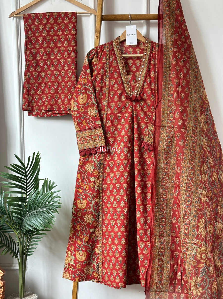 Heritage Bloom Suit Set