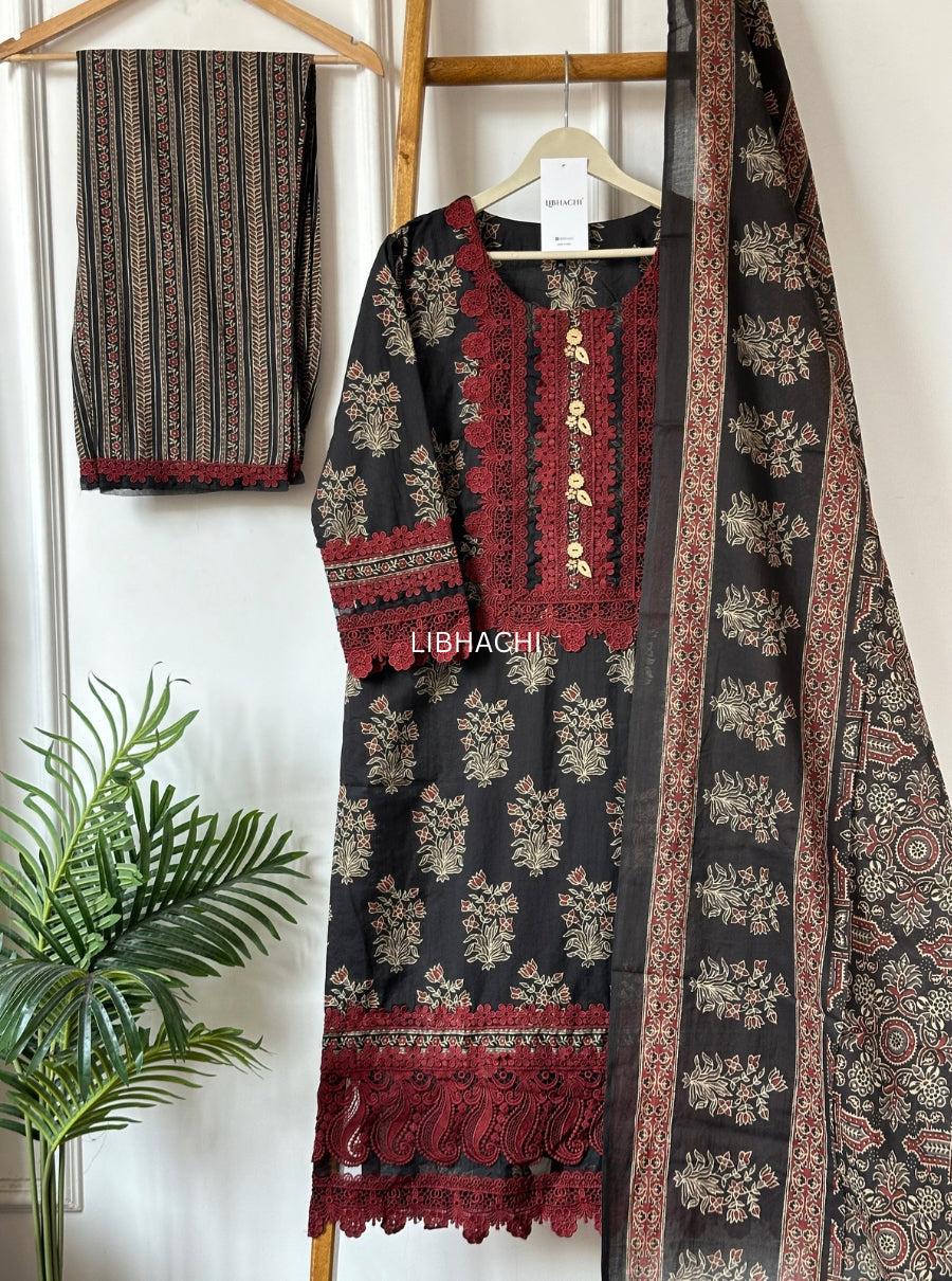 Lace Pakistani suit set