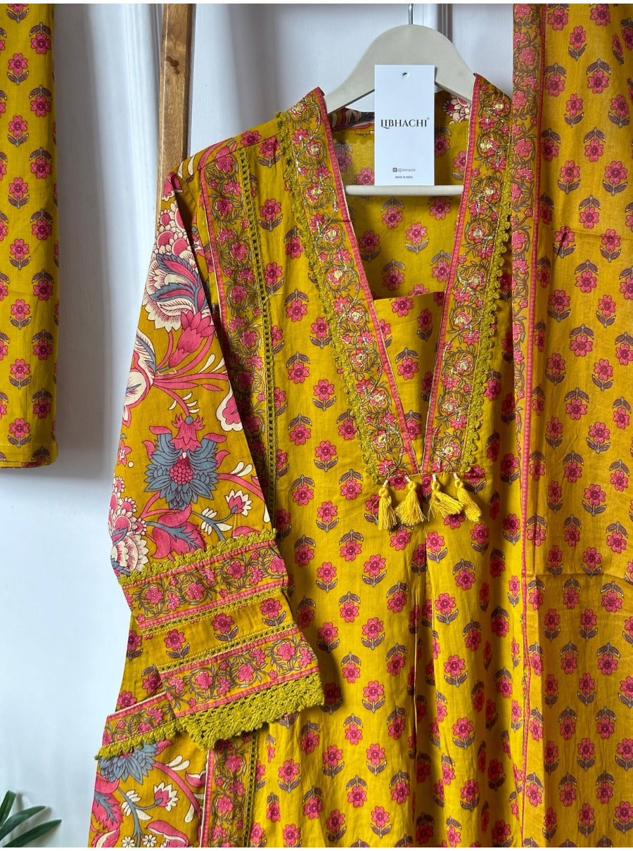 Gulrang Pocket Suit Set