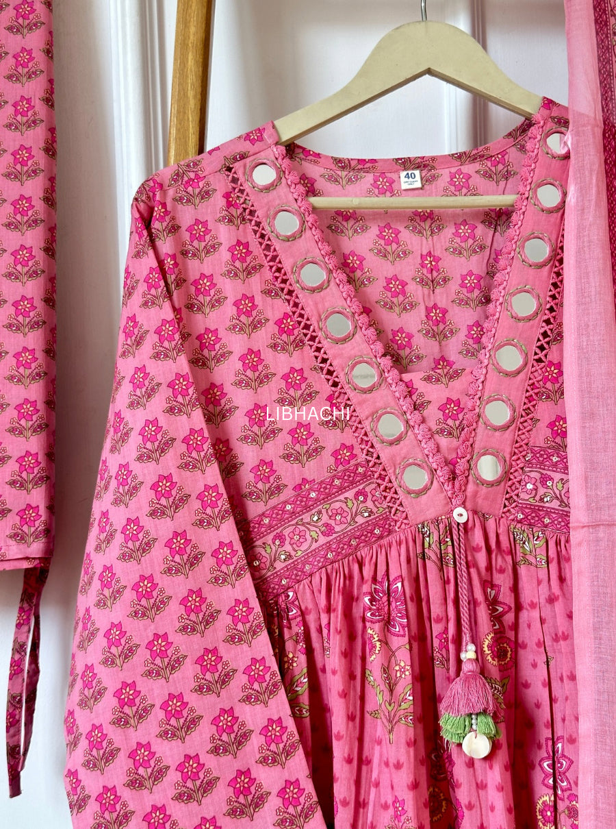 Gulrooh Aaina Angan Set