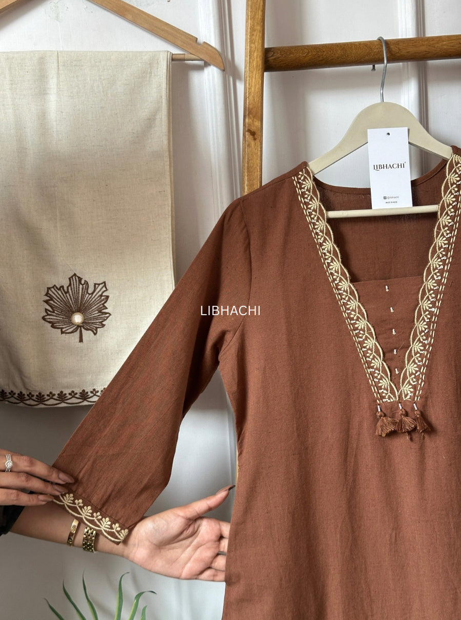 Embroidered Solid colour suit set