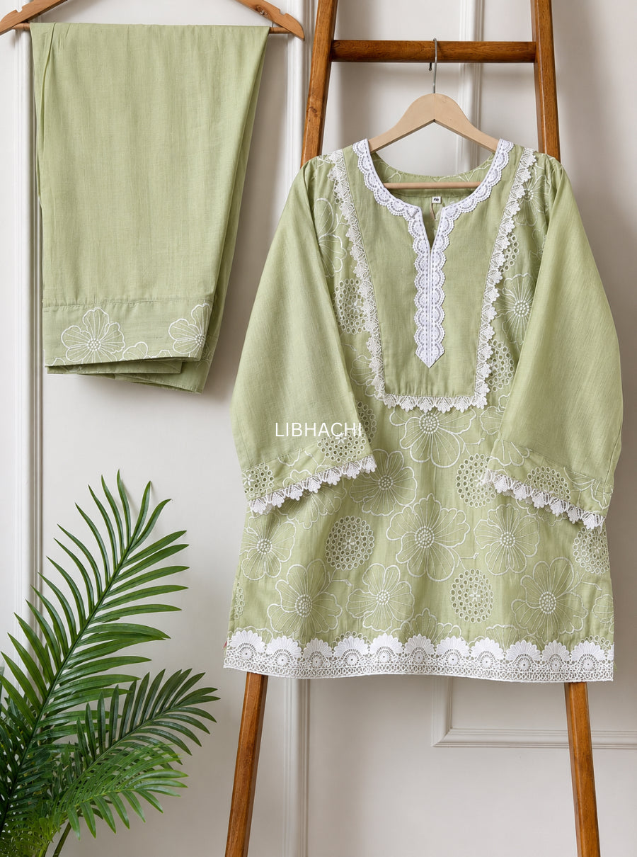 Lavender & Sage Garden Mul Chanderi Farshi Set