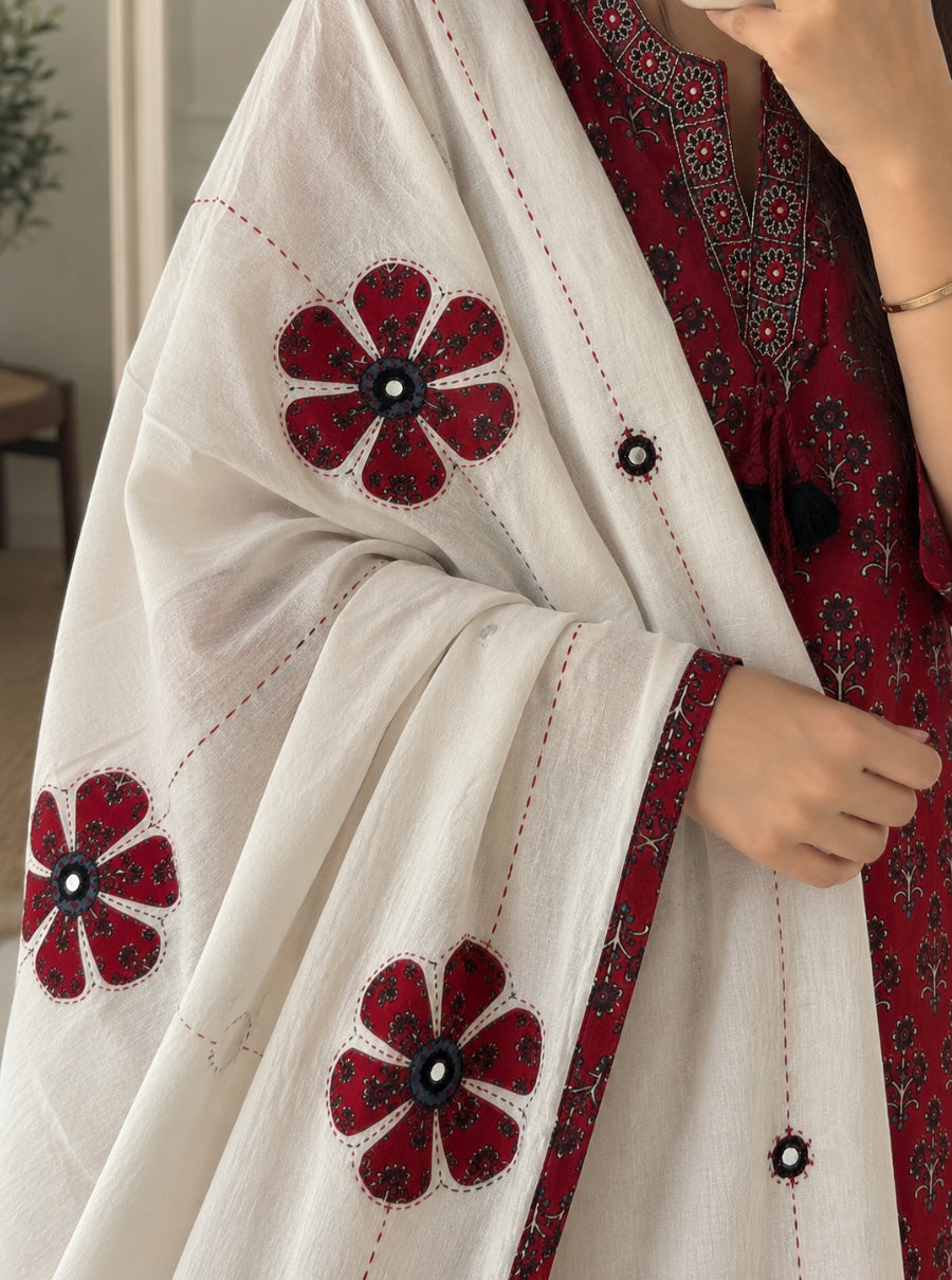 MAHRUNIKAS KANTHA & APPLIQUÉ WORK JAIPURI SUIT SET