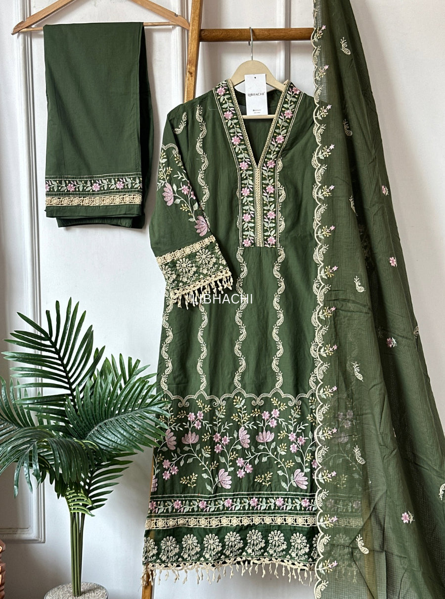 Mehrzadi Luxe Embroidered Pakistani Suit Set