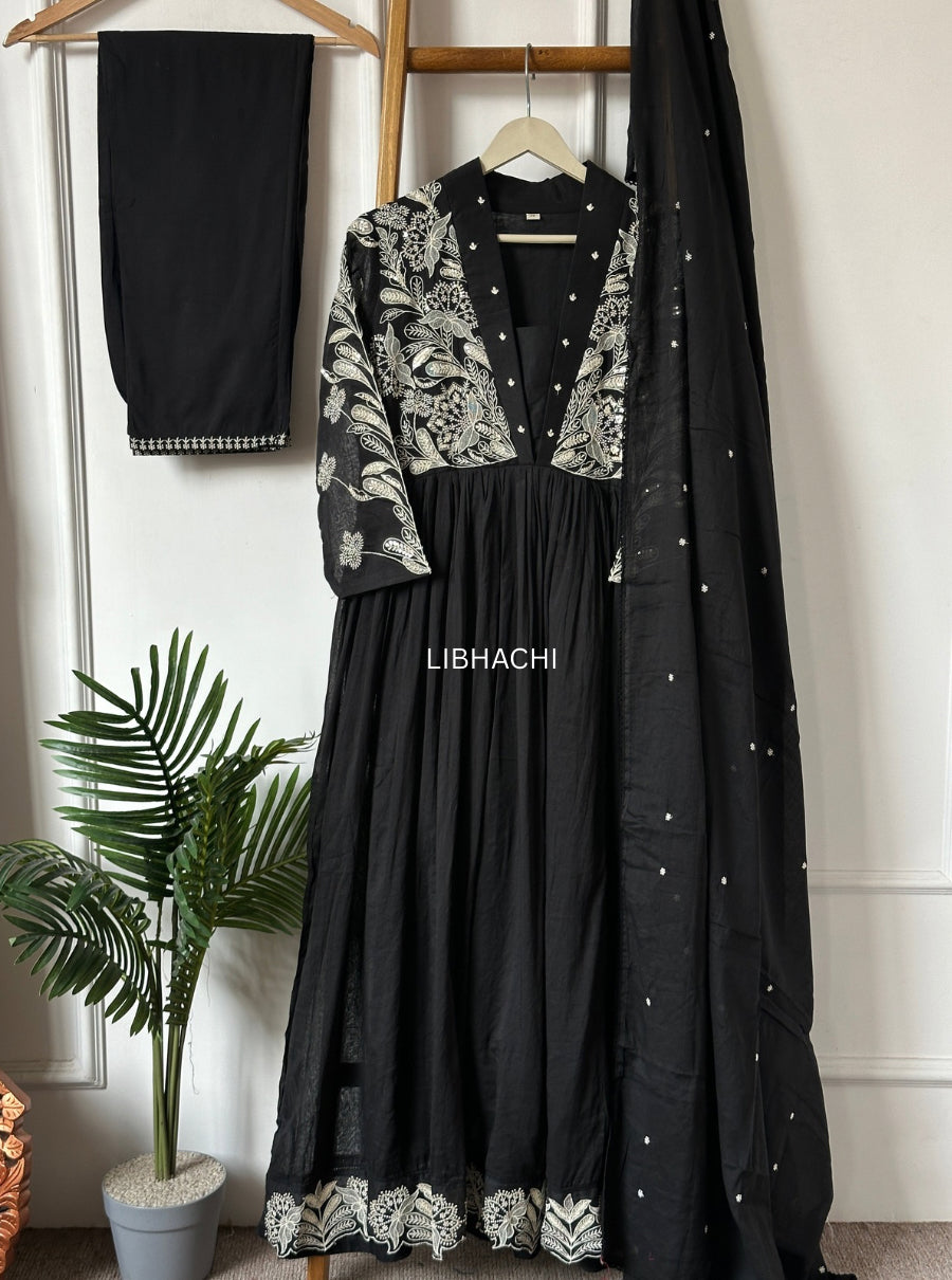 Noorva Grace Mul Cotton Suit Set