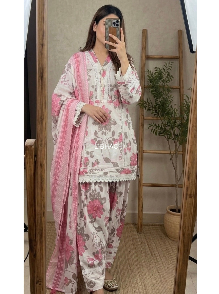 Blush & Breeze – Lace-Embellished Farshi Salwar Suit Set