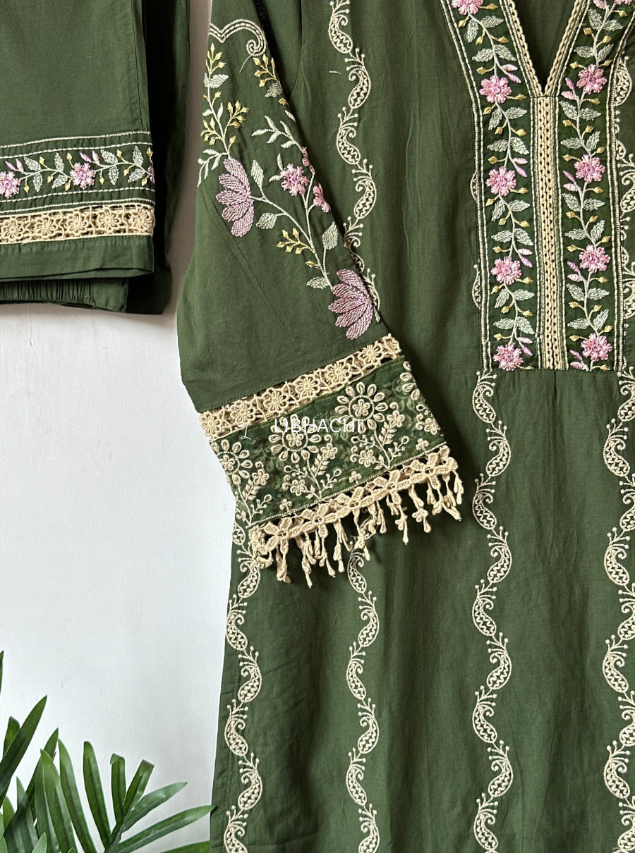 Mehrzadi Luxe Embroidered Pakistani Suit Set