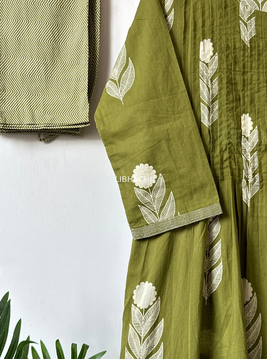 Vrinda Leaf Cotton Suit Set