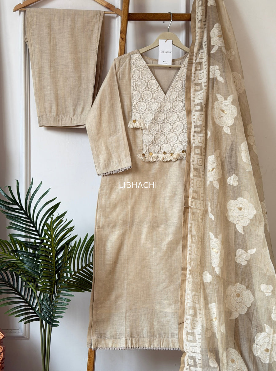 THE GAJJI LUXE