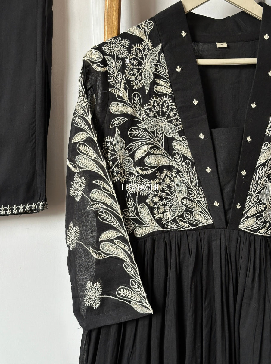 Noorva Grace Mul Cotton Suit Set