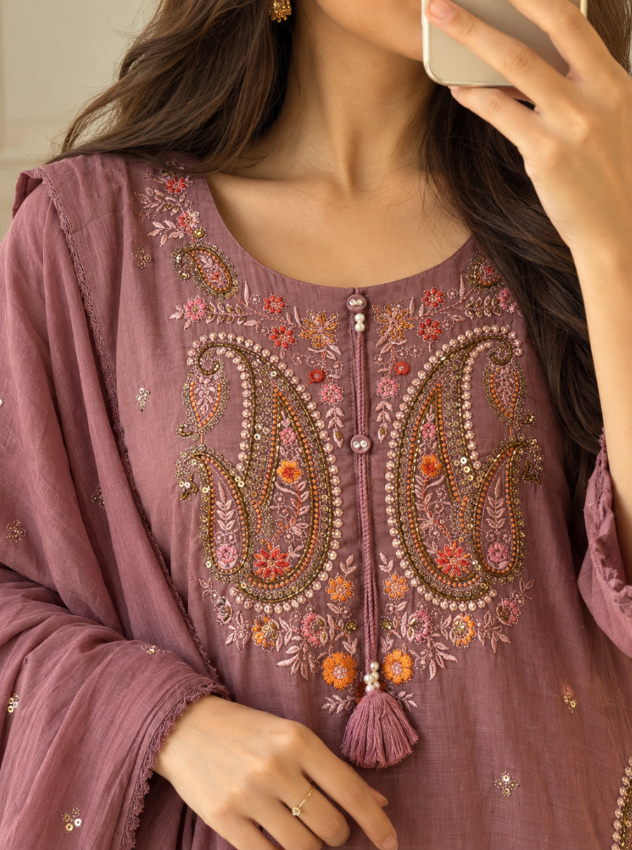 AARADHYA — The Festive Paisley Mul Cotton Suit Set
