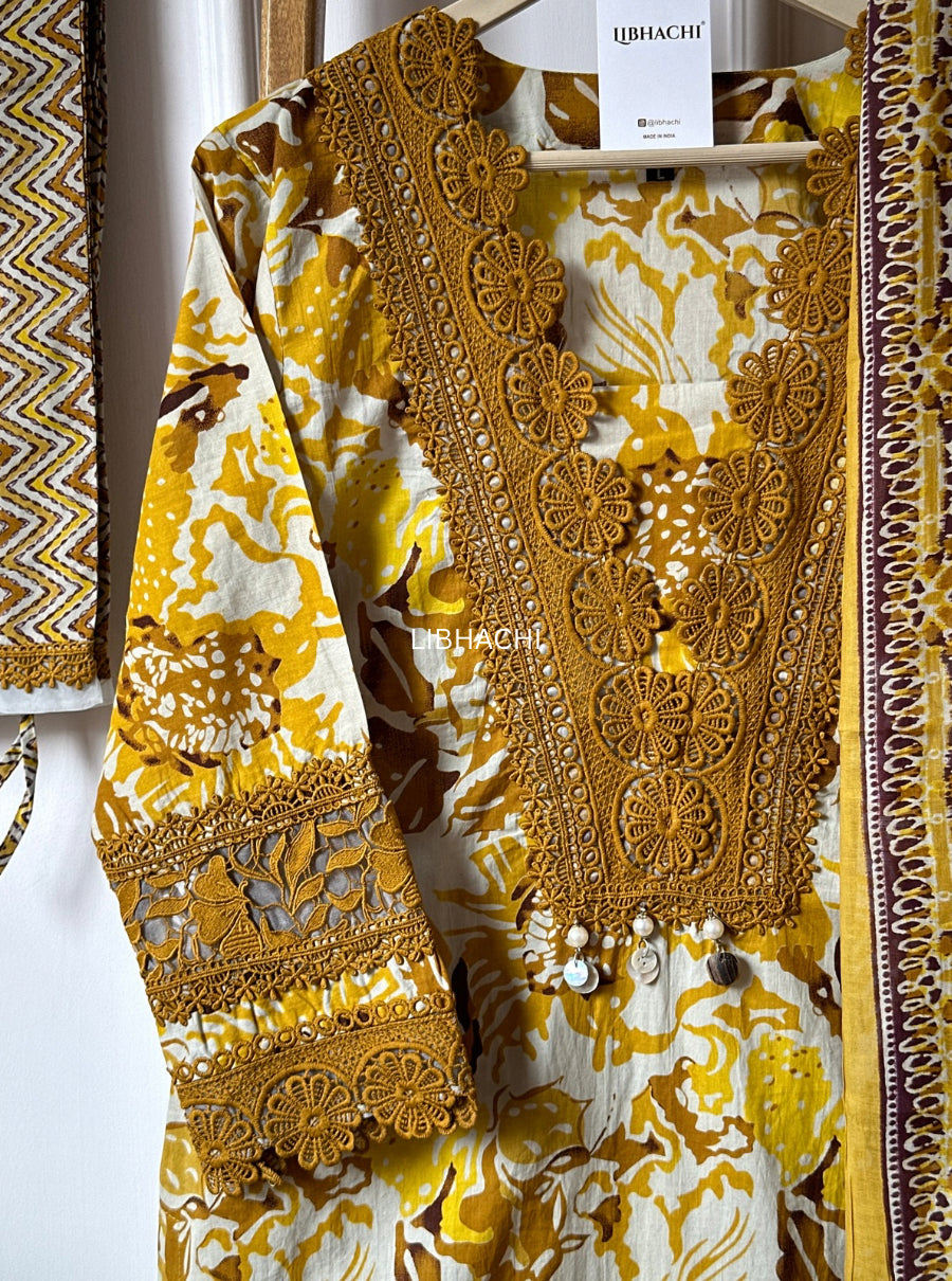 Aroha luxe pakistani style suit