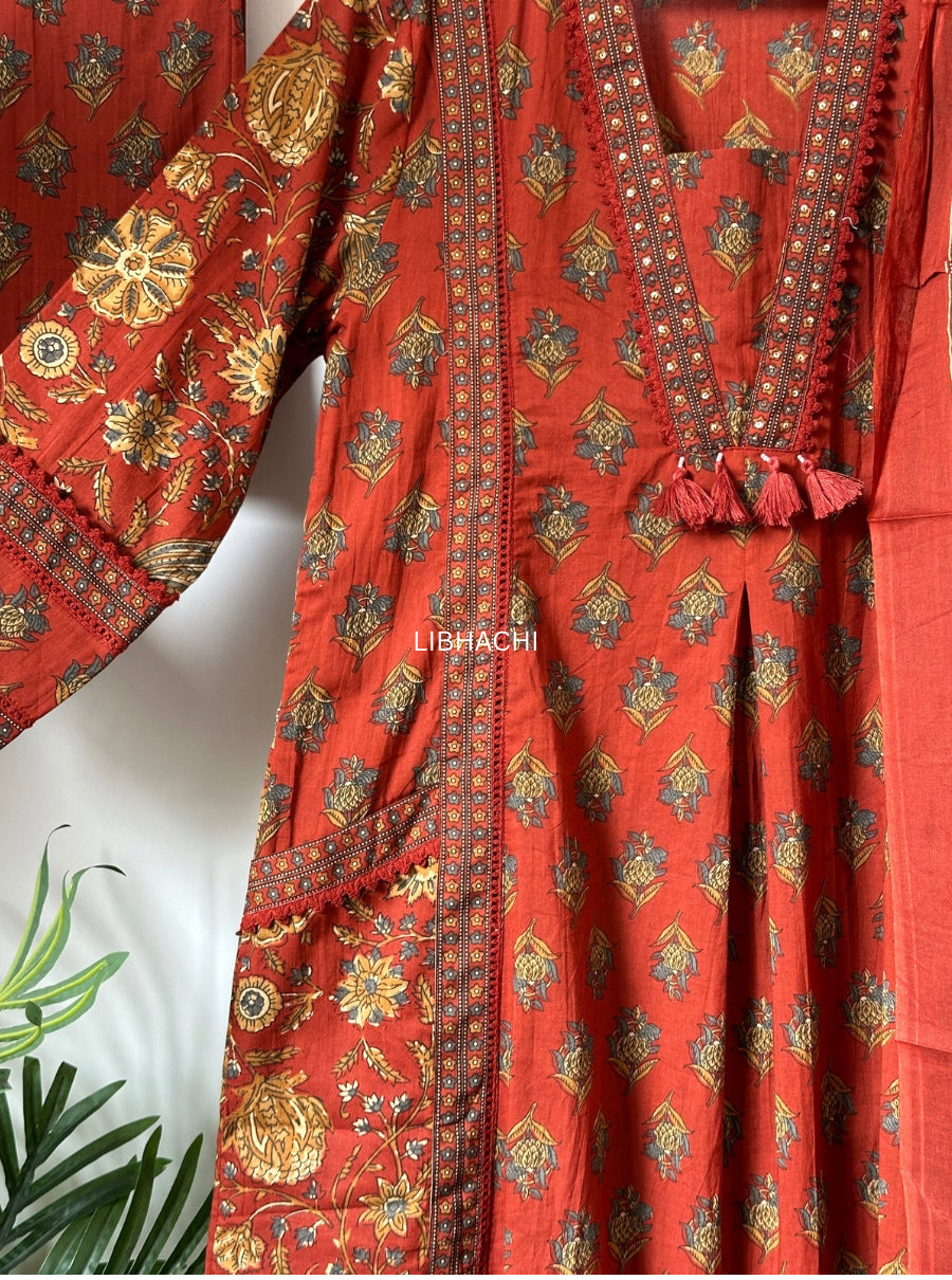 Printed front pocket