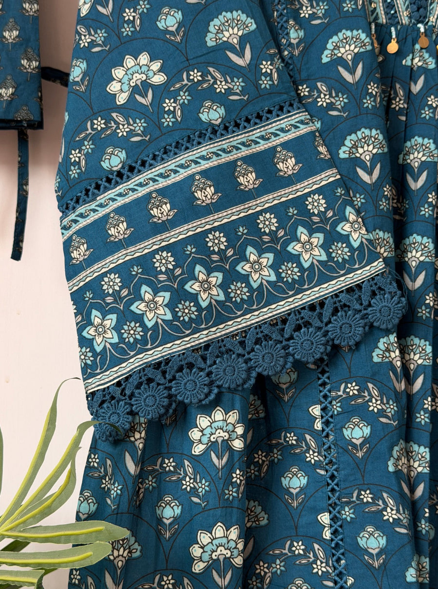 Kadambari Lace Bloom