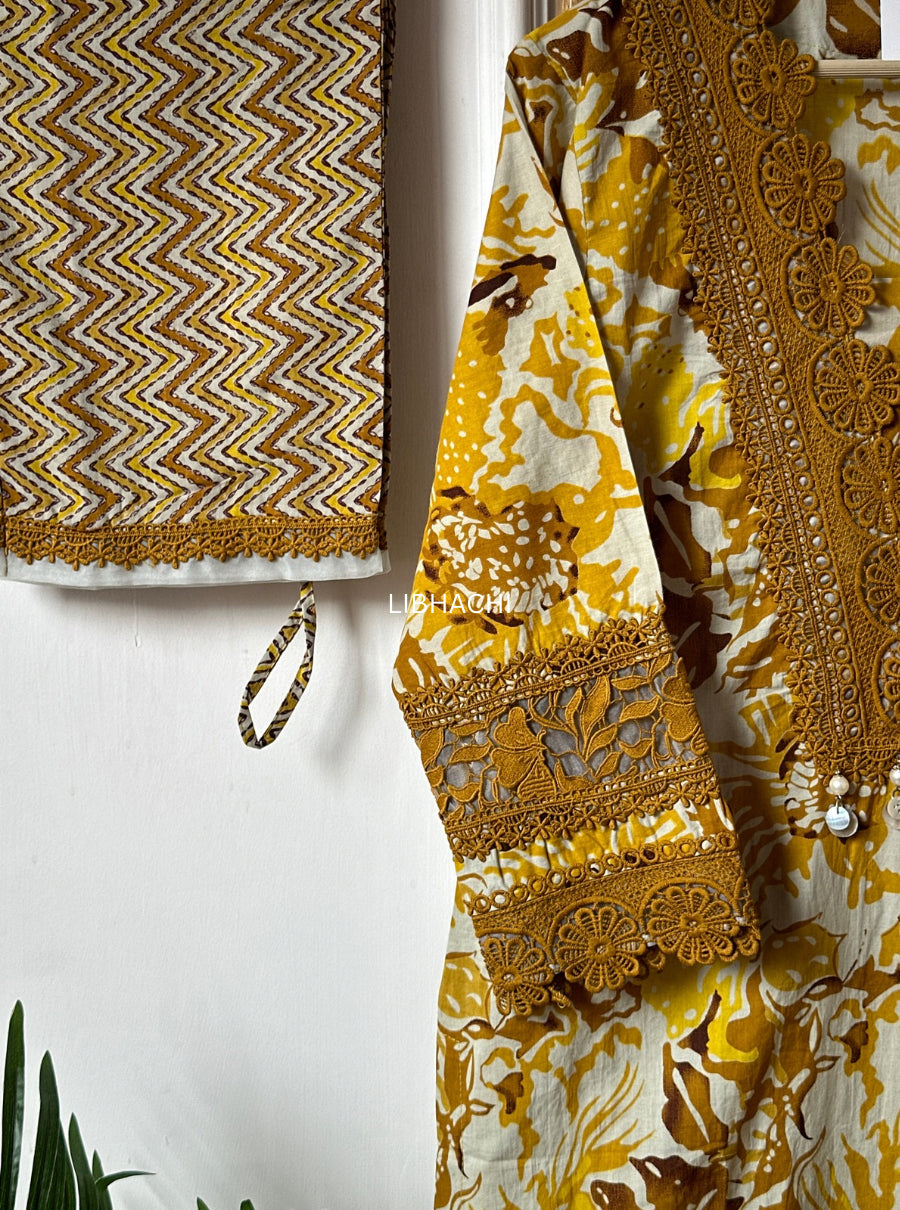 Aroha luxe pakistani style suit