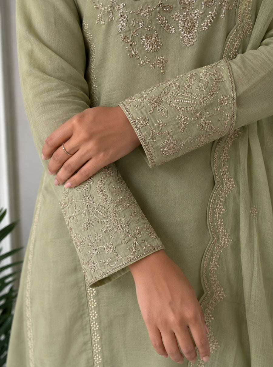 Nooré Pitta Zardozi Suit Set