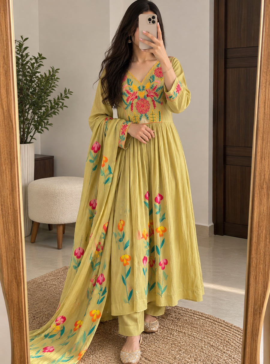 Sunehri Pista & Gulab Blush — Hand Embroidered Mulchanderi Suit Set