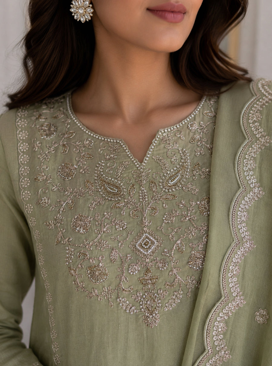 Nooré Pitta Zardozi Suit Set