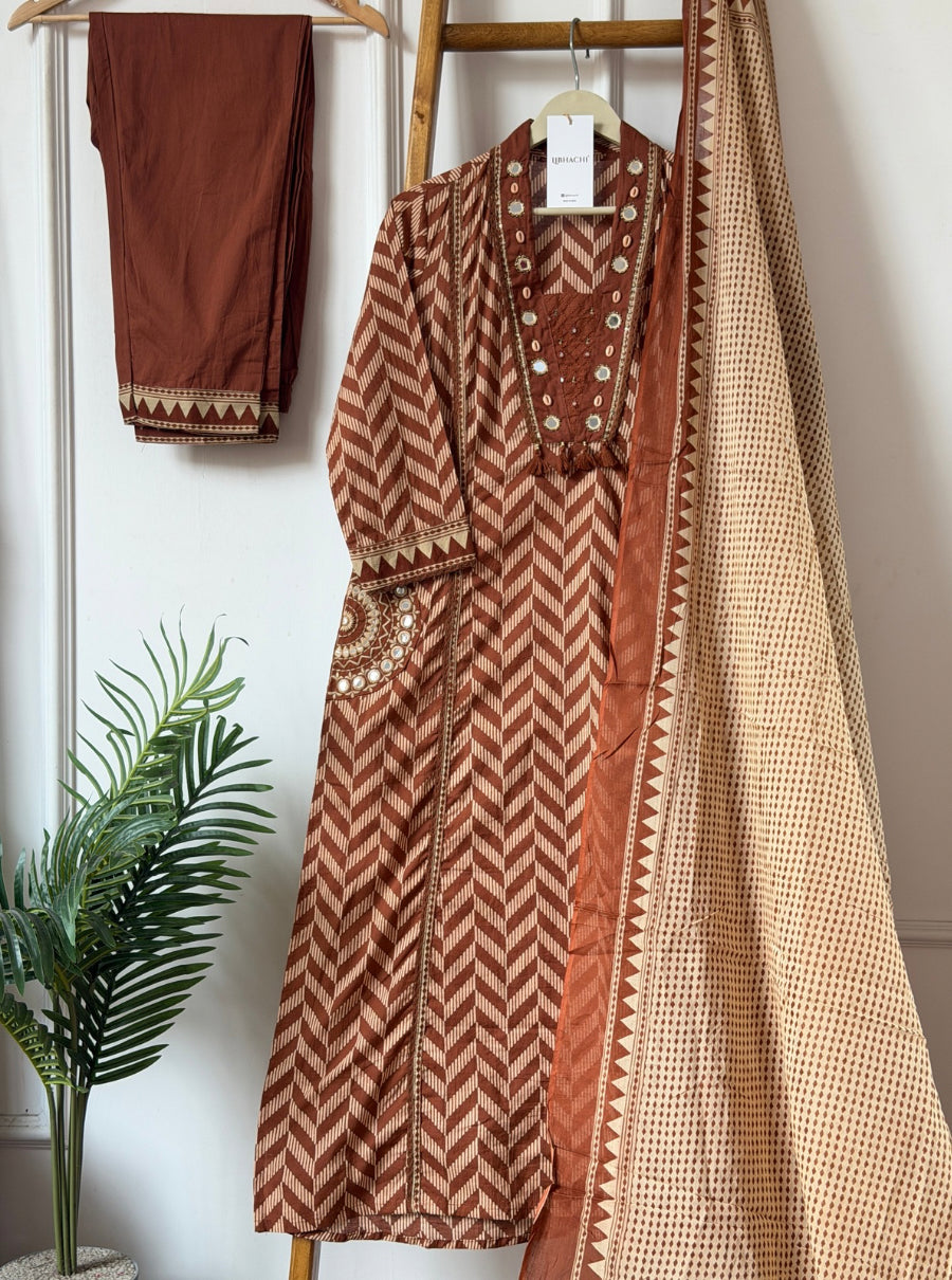 Pankhudi Embroidered Pocket Suit Set